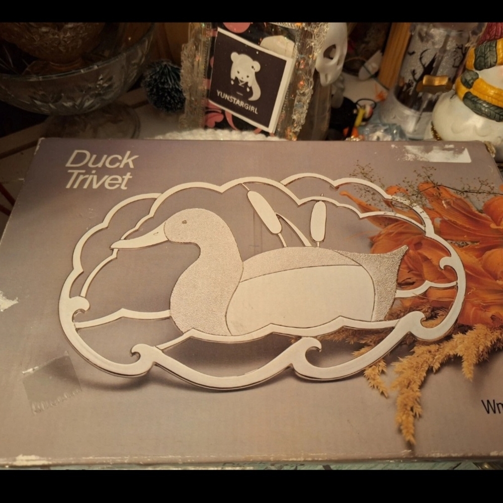 White Duck Trivet